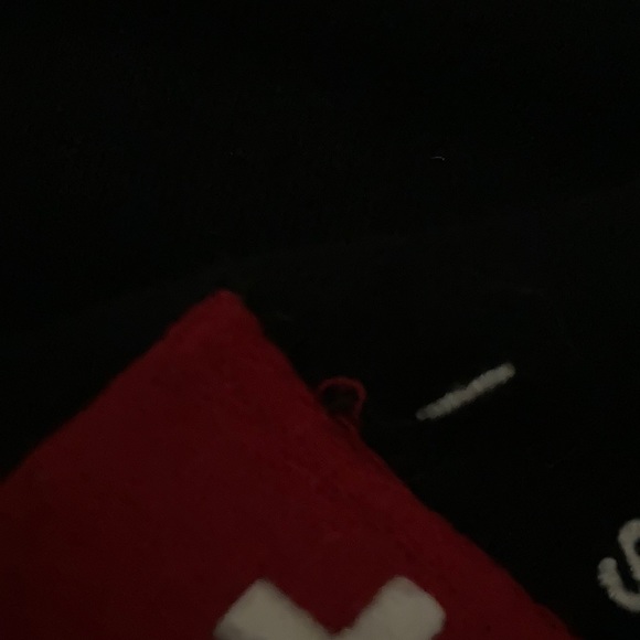 ✨𝕊𝕦𝕚𝕤𝕤𝕖 ℂ𝕙𝕣𝕚𝕤𝕥𝕪 ℍ𝕠𝕠𝕕𝕚𝕖✨ - Picture 5 of 5